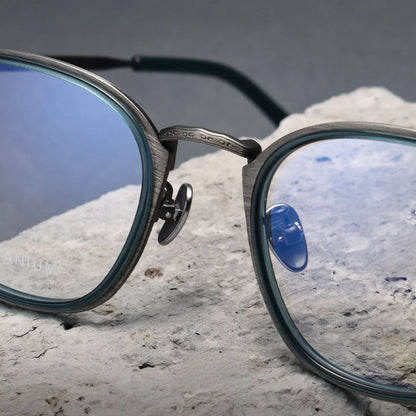 LAICIA Man Luxury Fashion RetroRound Spectacle Pure Titanium Eyewear Optical Prescription Frames Man